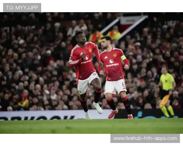 曼联为何总在关键时刻掉链子?深层原因剖析,曼联的比赛为什么推迟