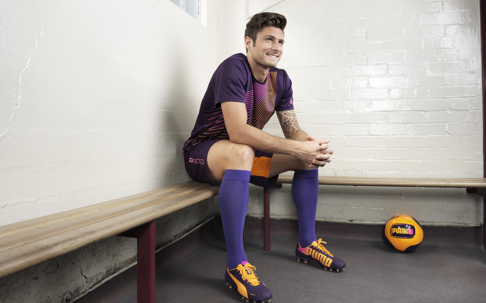 皇马门将之争白热化！卢宁训练状态吓坏全队，皇马队守门员